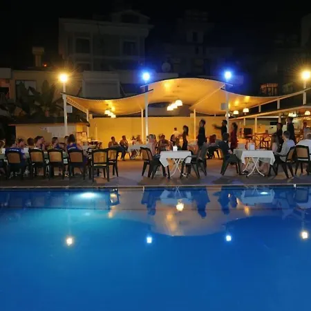 Lejlighedshotel Narcis 4*