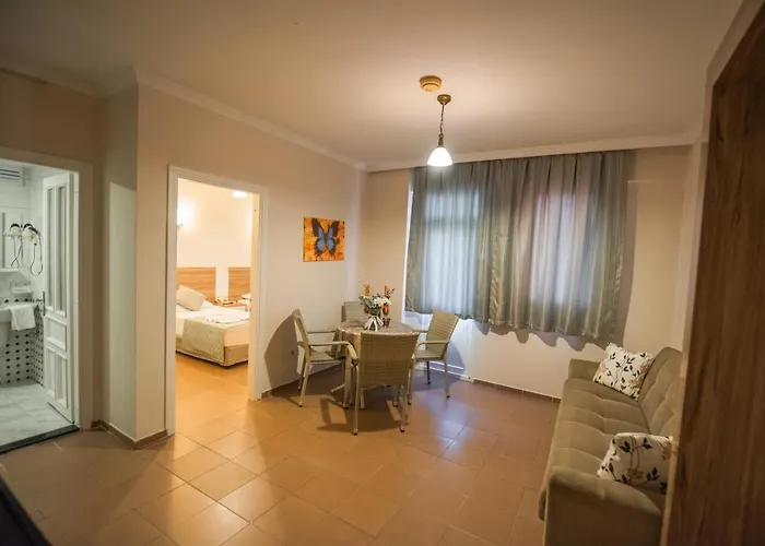 Narcis شقة فندقية 4*